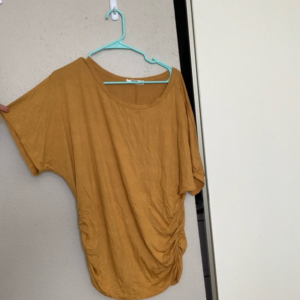 XXL yellow SS top.